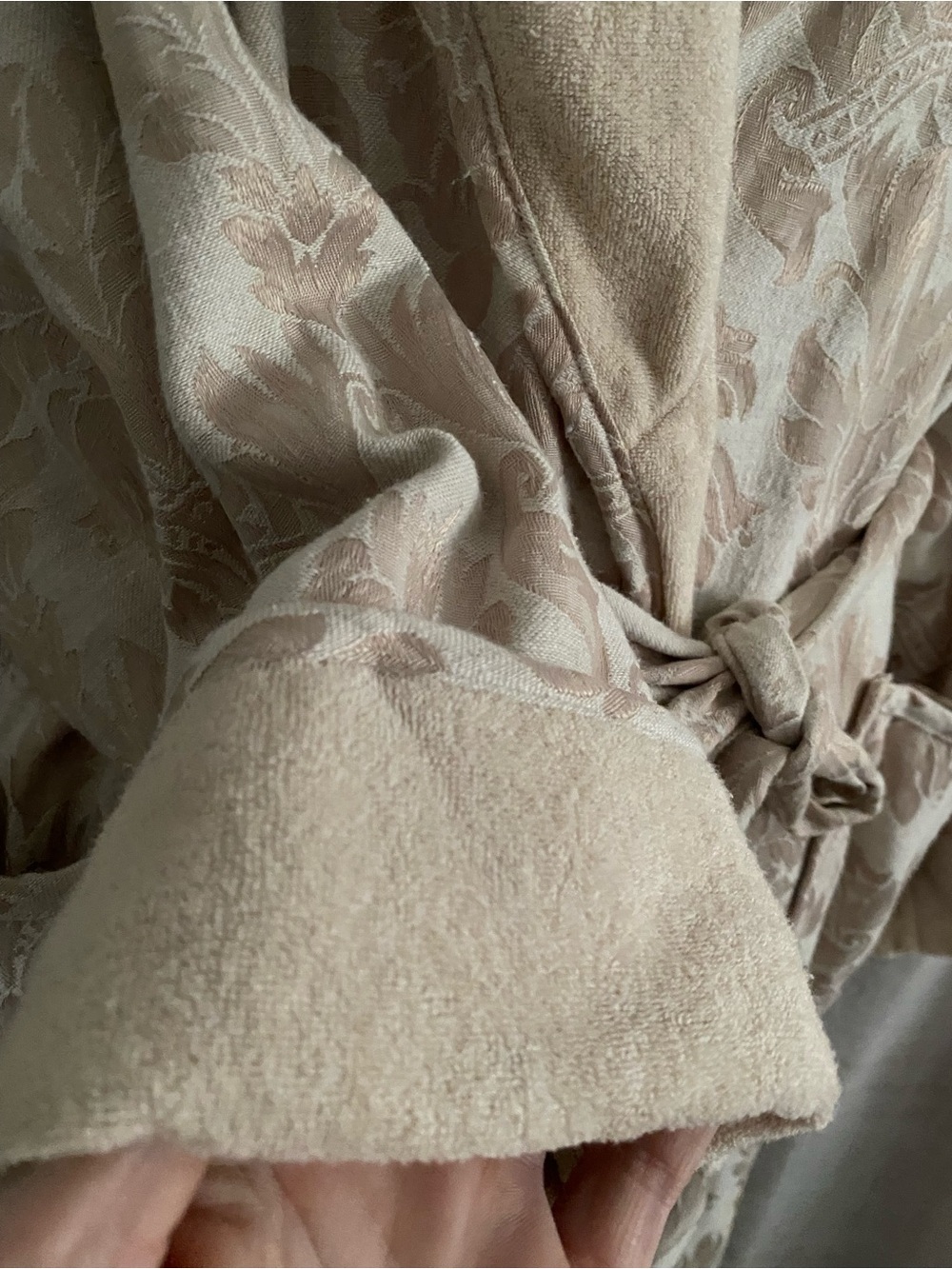 RARE VTG 80s Victoria's Secret Gold Label Damask Jacquard Terry Lined Maxi Robe - Picture 7 of 16